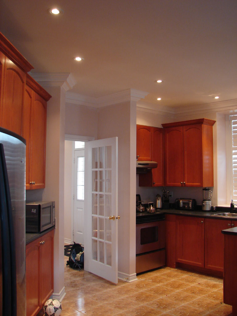 Professional Potlight Installers in Toronto